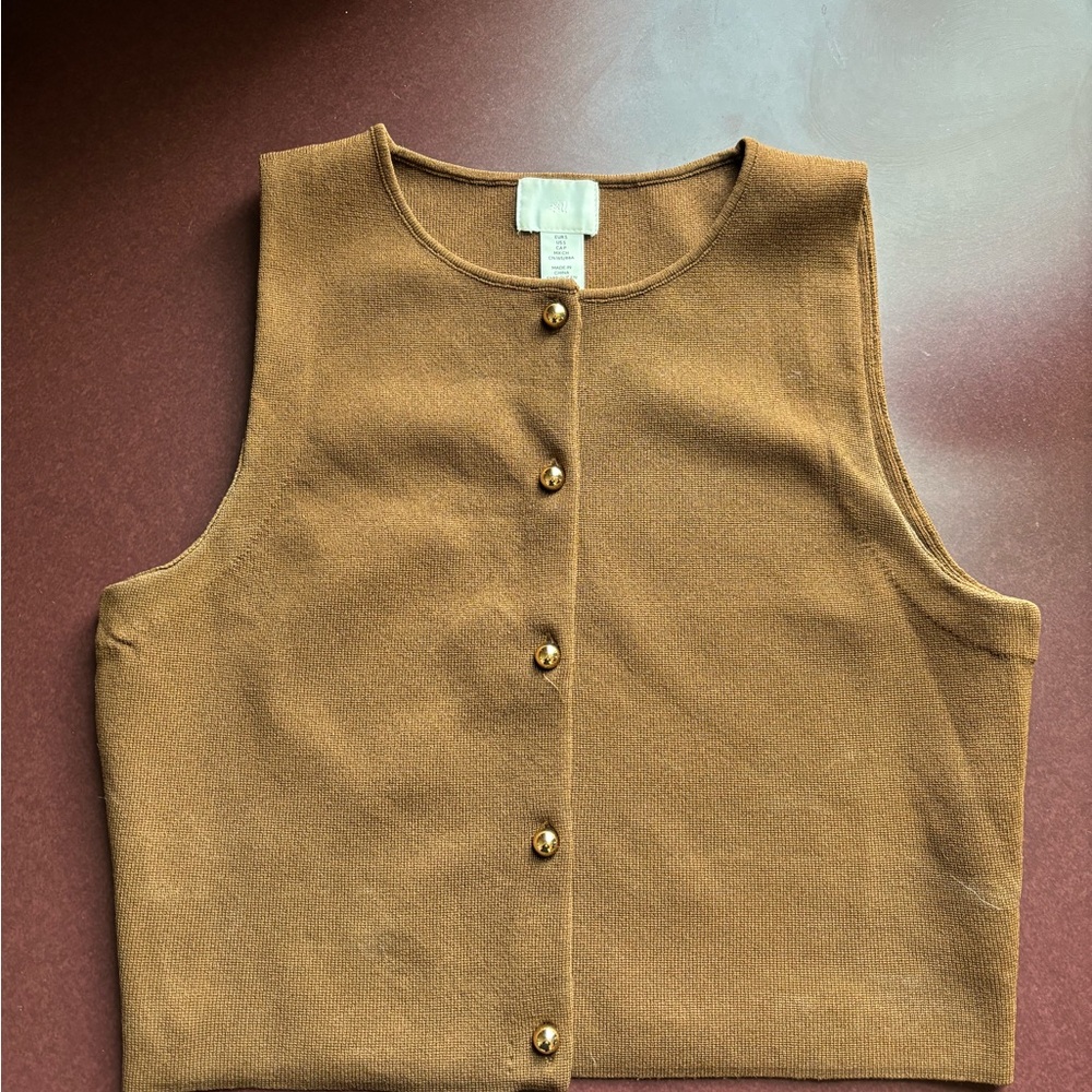 H&M brown Button-Down Sleeveless cropped Top size small